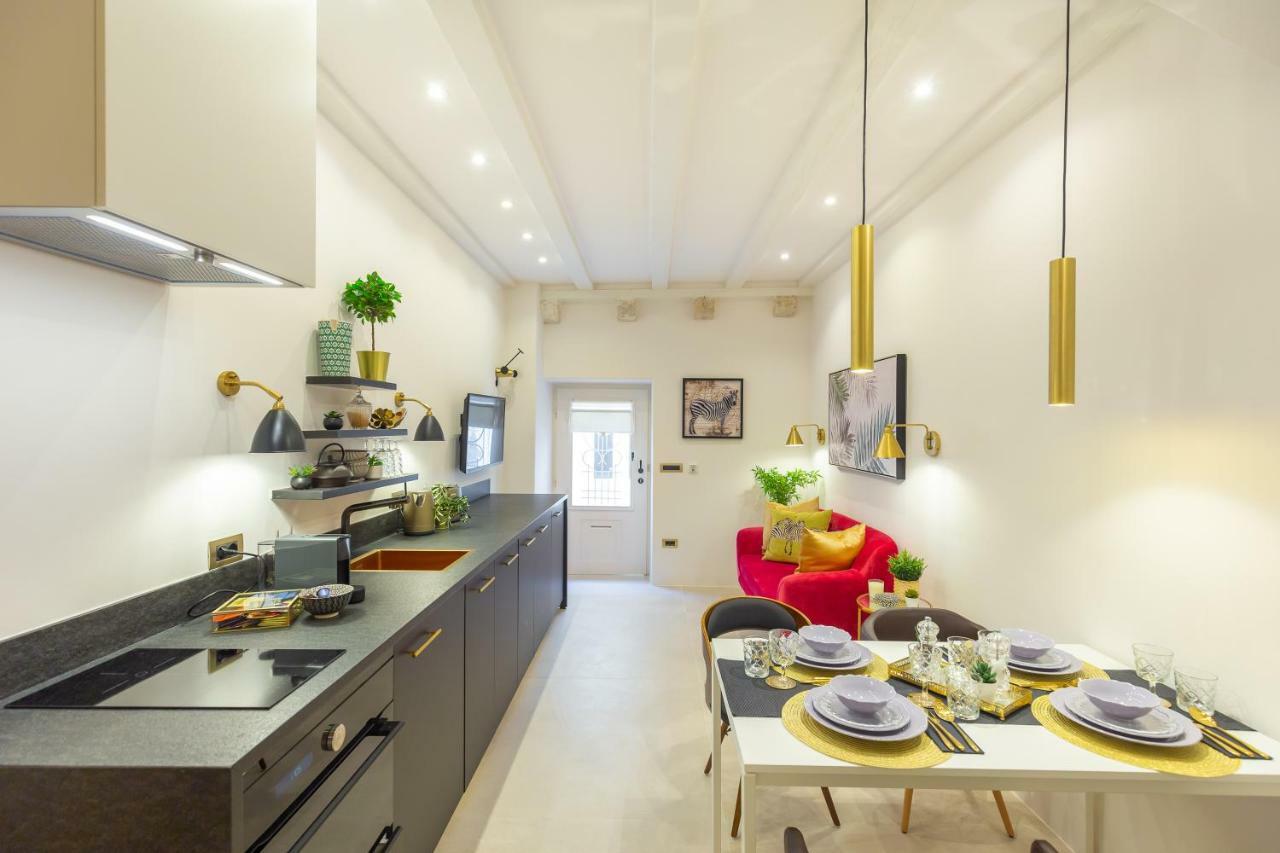 Old Town House With Floor Heating & Lush Private Garden