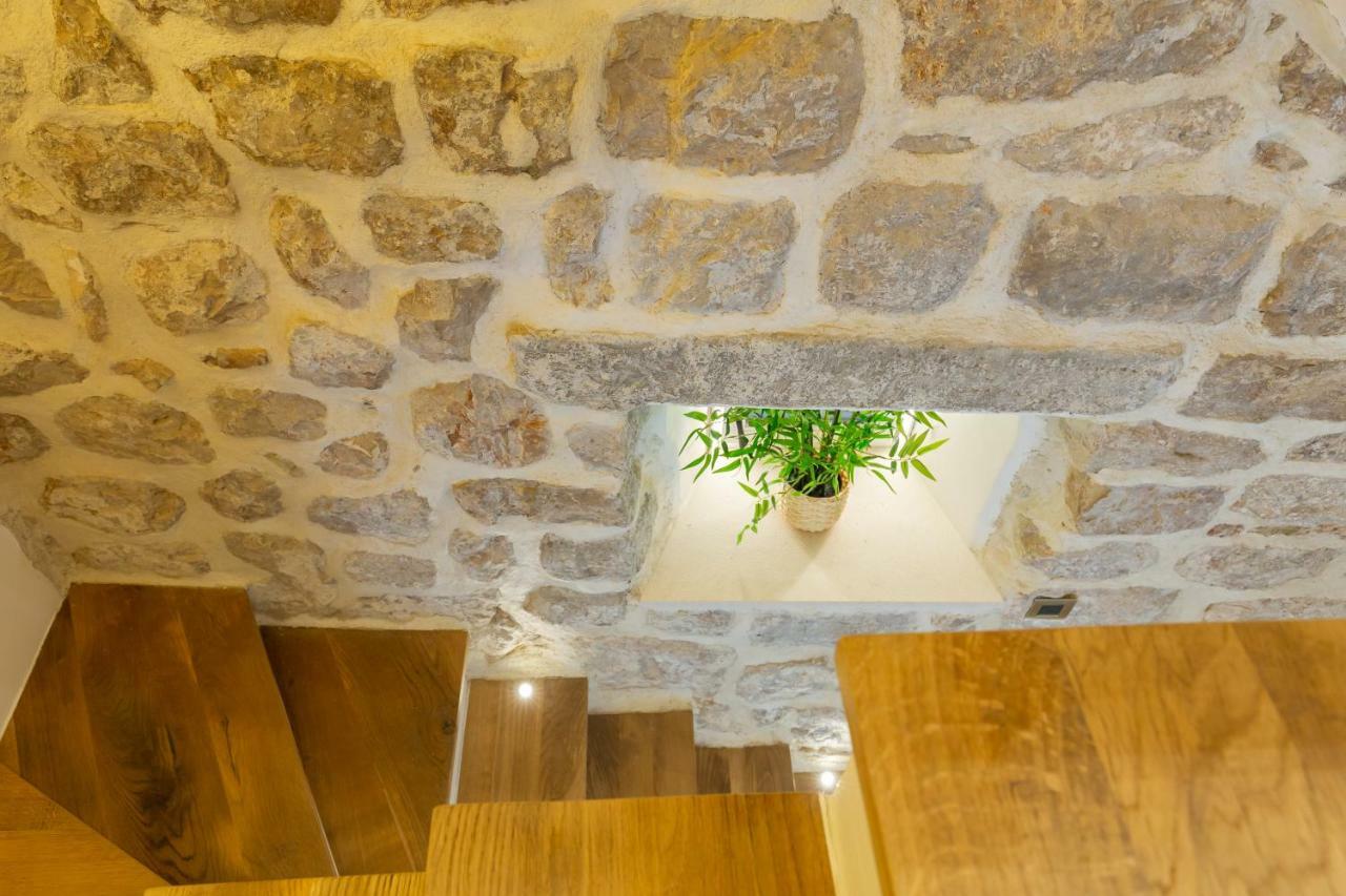 Casa de férias Old Town House With Floor Heating & Lush Private Garden Dubrovnik